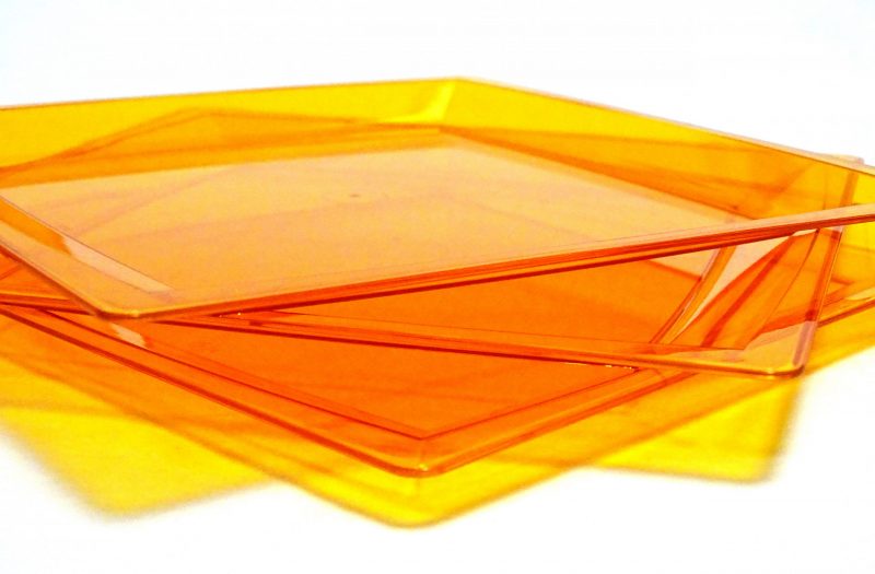 48-tlg. Mehrweg Plastikteller eckig 205x205mm Orange (8x6er)