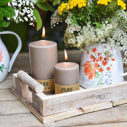 12 Stück Wenzel Stumpenkerzen 90×60mm Pure Safe Candle Blockkerzen – Sand (2x6er)
